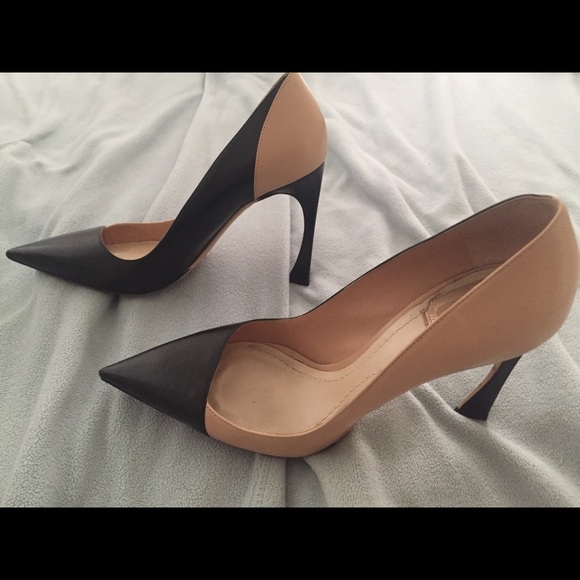 Heels - Picture 2 of 4